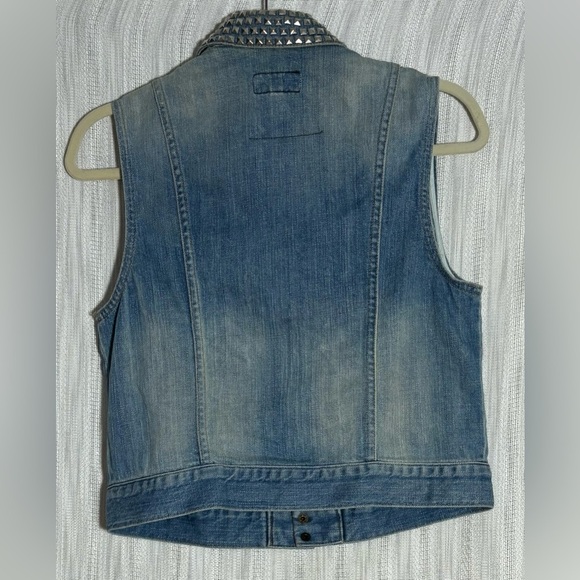 Current/Elliot size 2 Blue Denim Vest with Studded Details - Picture 5 of 5